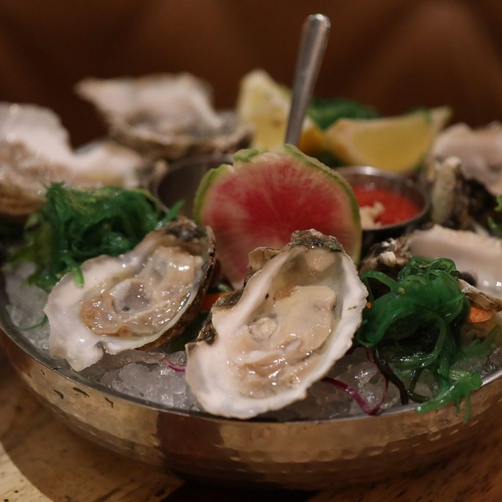 Two Happy Hour Oyster Specials at Butchers Cut you must try!